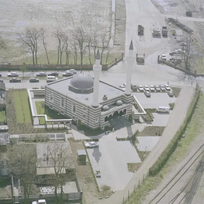 İnşaat öncesi arazinin tarihi fotoğrafı